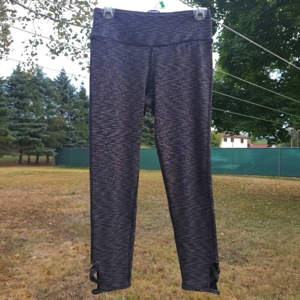 American Eagle High-Rise Cropped Cut-Out Athletic Leggings Heather Grey - medium